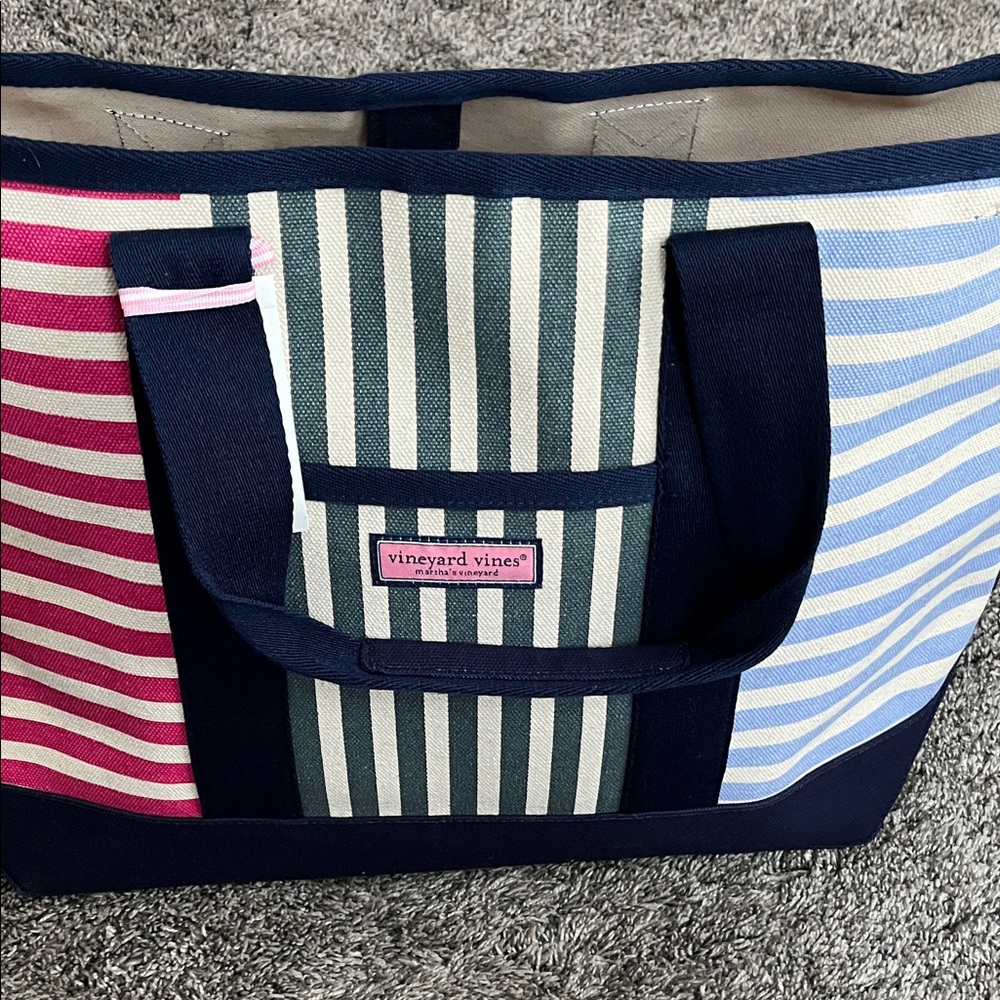 Vineyard Vines large Striped Tote Bag - Navy, Pink, Green, Blue. New! Cute